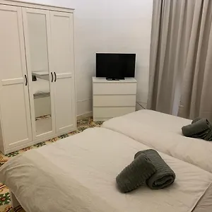 2 Bedroom In The Centre Of , Βαλέτα Μάλτα