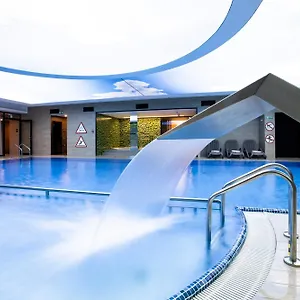 **** Hotel Crocus Polska
