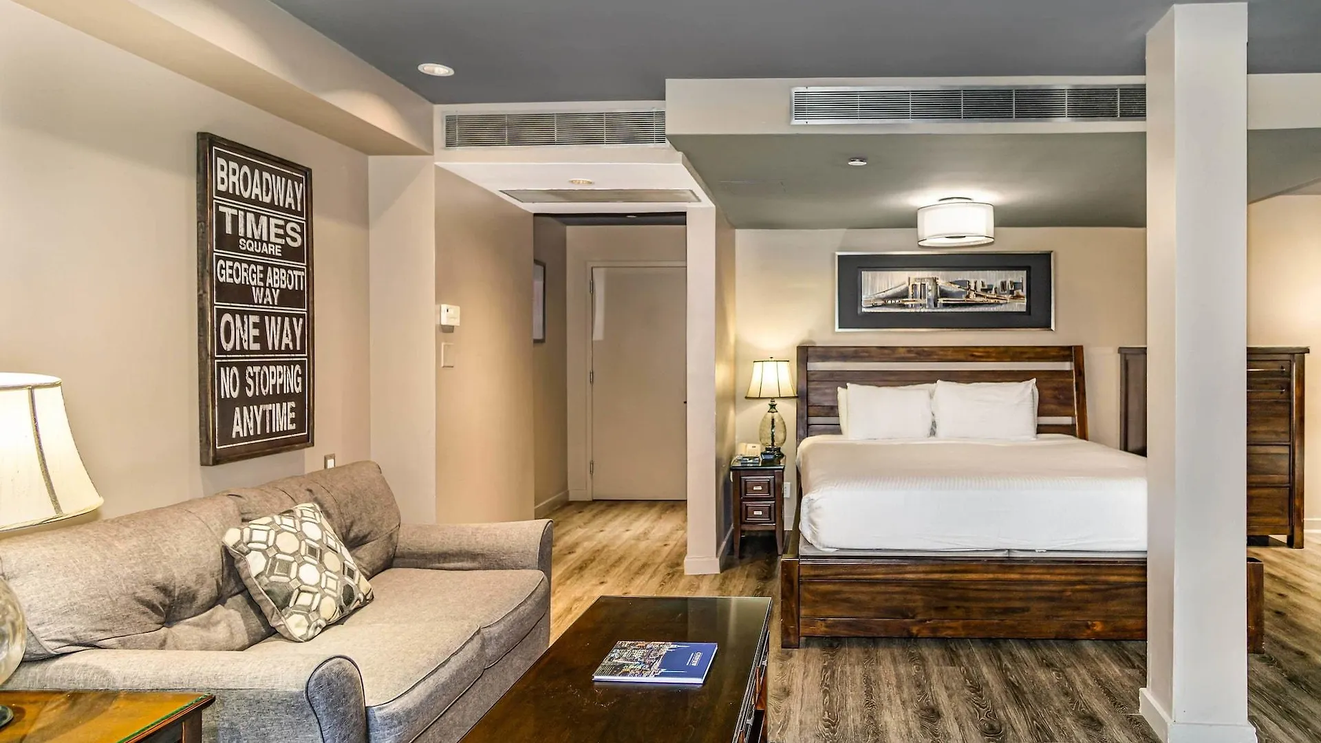 The Gallivant Times Square New York Hotel